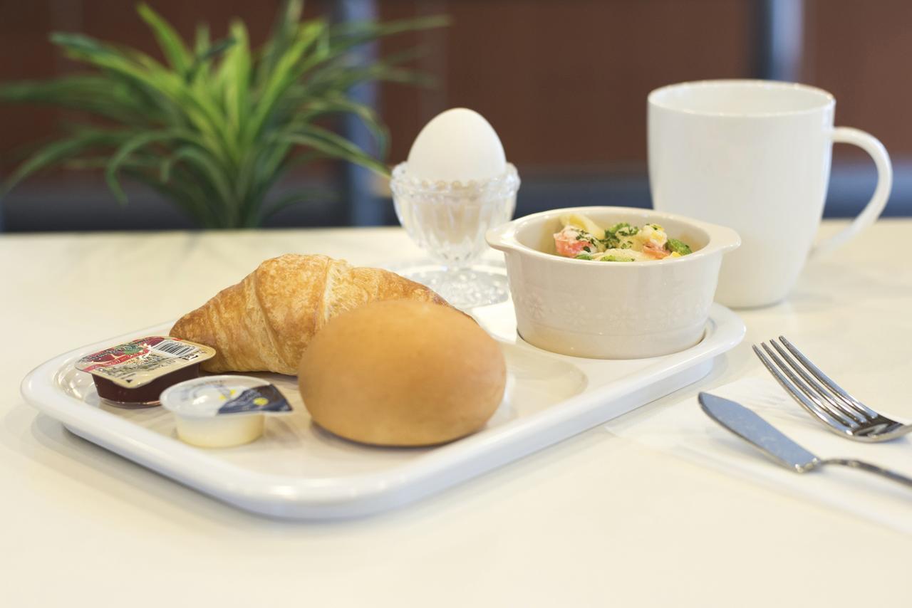Station Hotel Chabo Inagi Екстер'єр фото