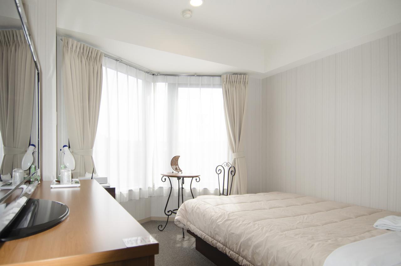 Station Hotel Chabo Inagi Екстер'єр фото